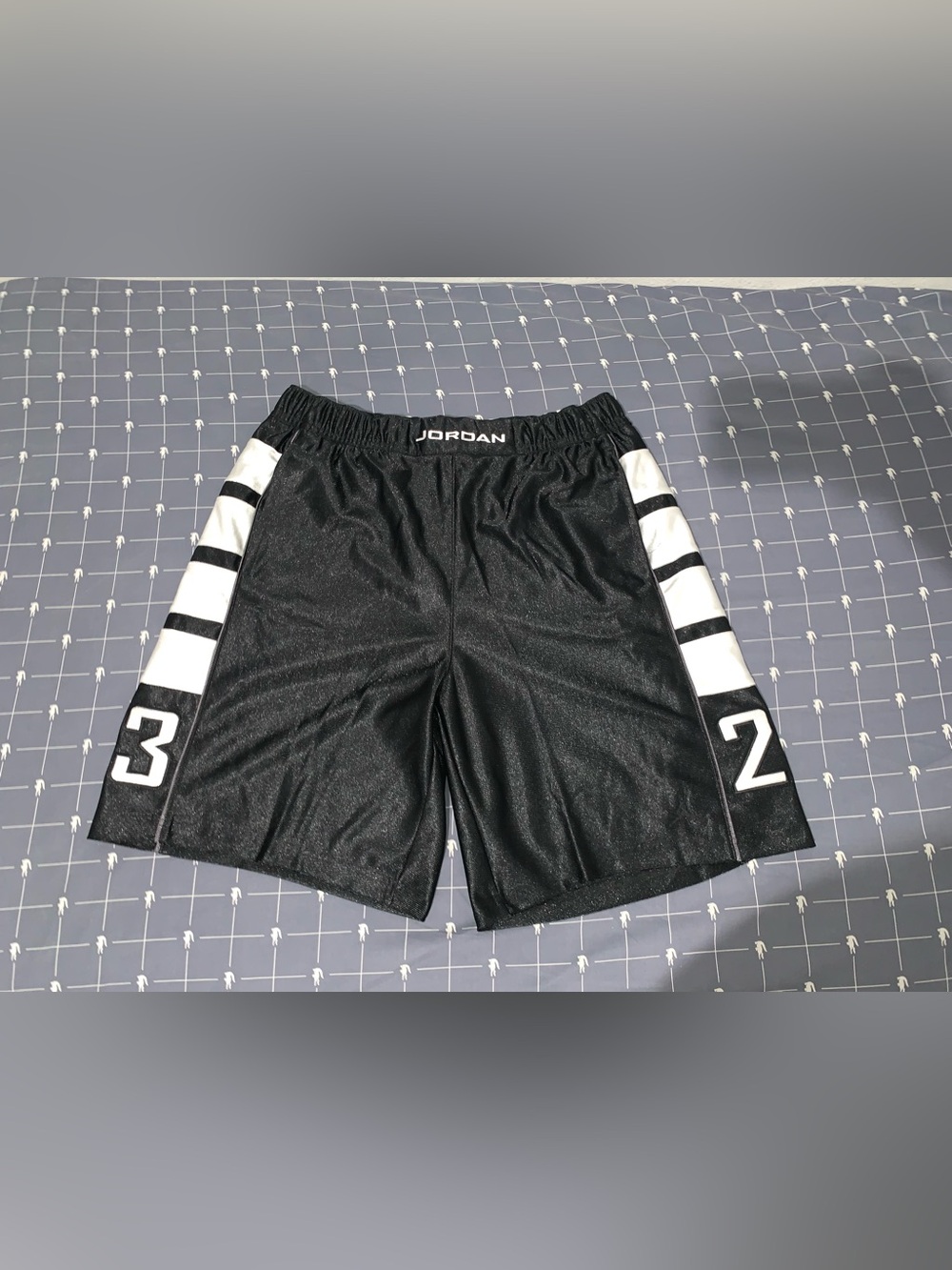 Jordan Brooklyn Cat Scratch Men's Shorts HV0560-011 Size: Medium